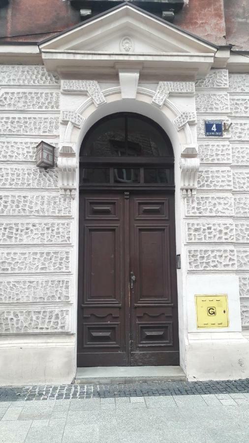 Starówka Aparts Cracóvia Exterior foto